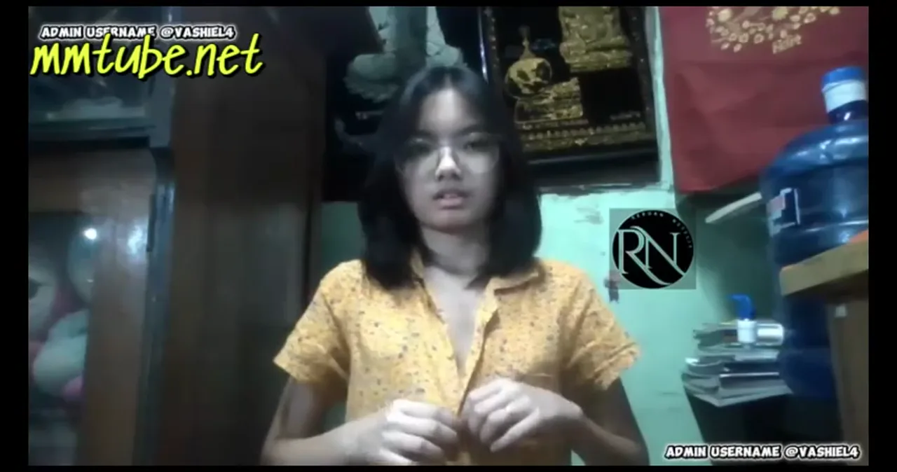 အိမ်တွင်းအောင်းလေး ထန်ပြထားတာလေး (1)