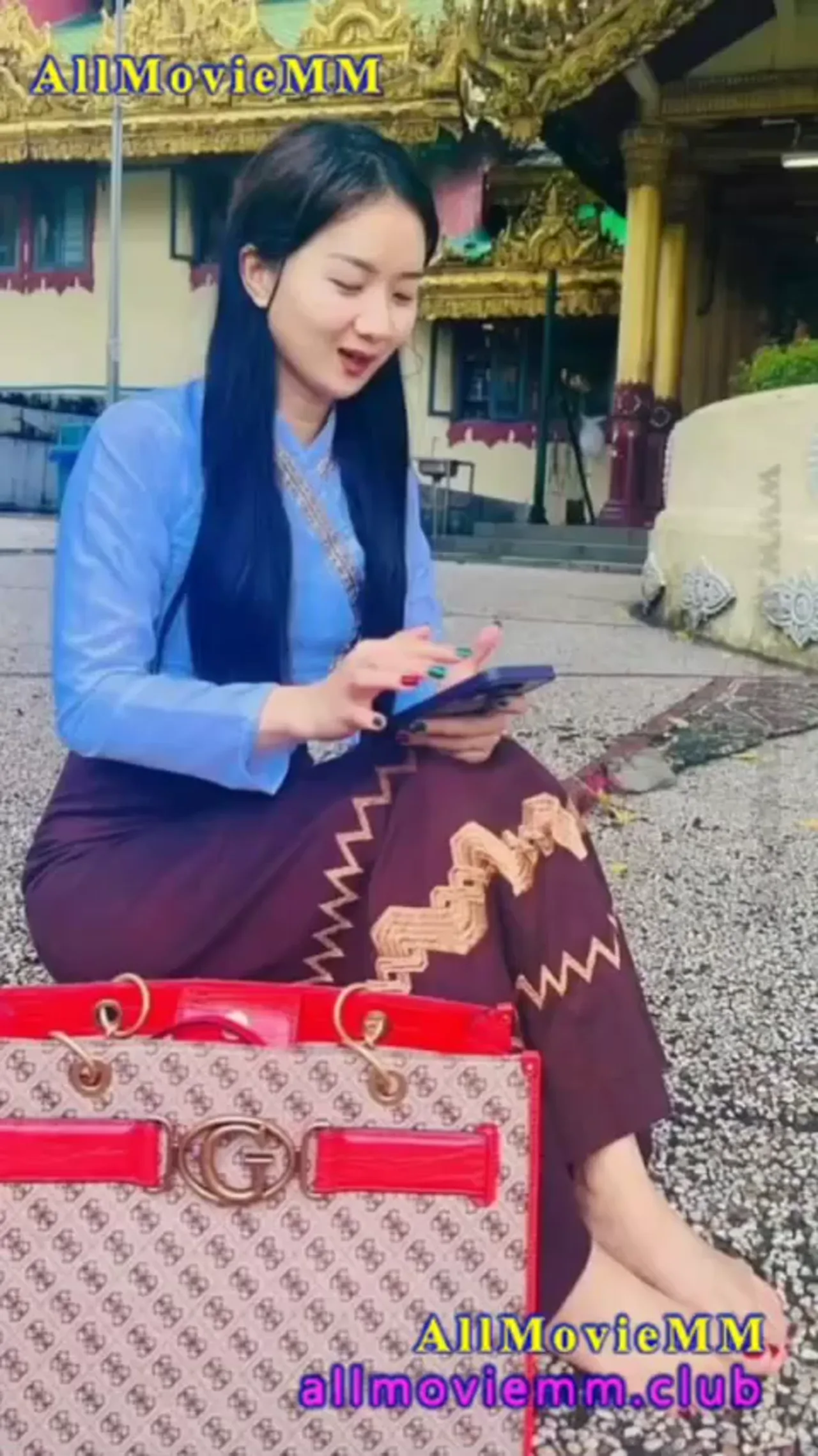 မော်ဒ���်ဖြစ်ချင်လို့ လီးစုပ်ပြီးဖင်ကုန်းလိုက်ရတဲ့ ဆော်လေး